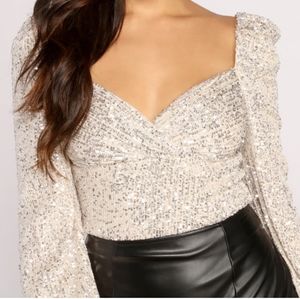 Pink Lily Sequin Puff Long Sleeve  Bodysuit. Size S. New!